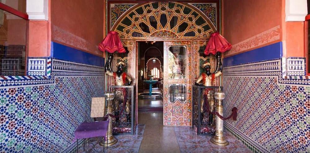 Moroccan House 3*